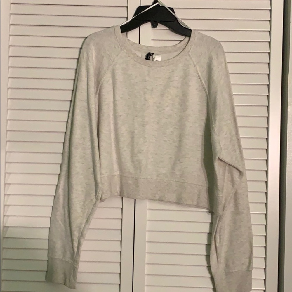 H&M Woman’s Crop Sweater
